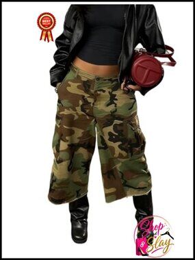 High Waisted Camo Cropped Cargo Capri Pants Wide Leg Raw Hem